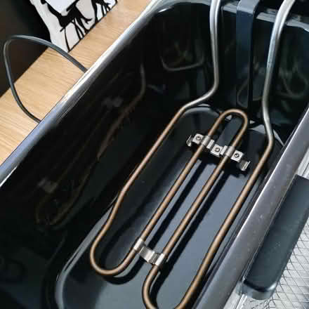 Photo of free Russell Hobbs deep fat fryer (Addiscombe CR0) #4