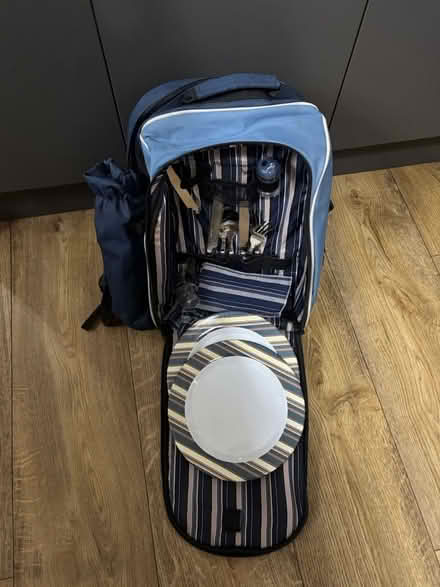 Photo of free Gelert picnic rucksack (Kendal LA9) #3