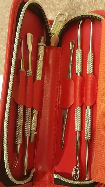 Photo of free BN Blackhead remover kit (Byfleet KT14) #3