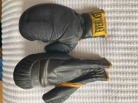 Photo of free boxing gloves (UpperWest Side) #1