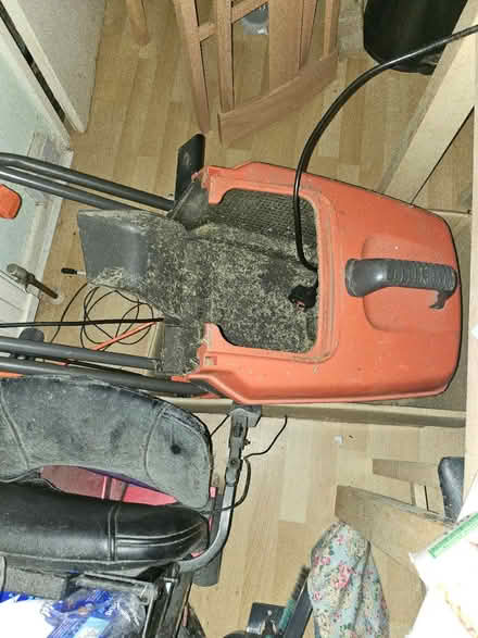 Photo of free FLYMO Lawnmower (S14 - Gleadless Valley) #2