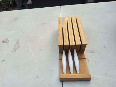 Photo of free Knife block and ceramic knives. (Wigmore HR6) #3