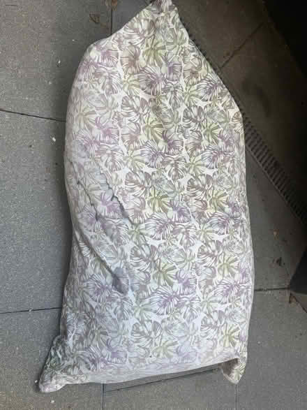Photo of free Bean bag/seat (Fulham SW6) #2