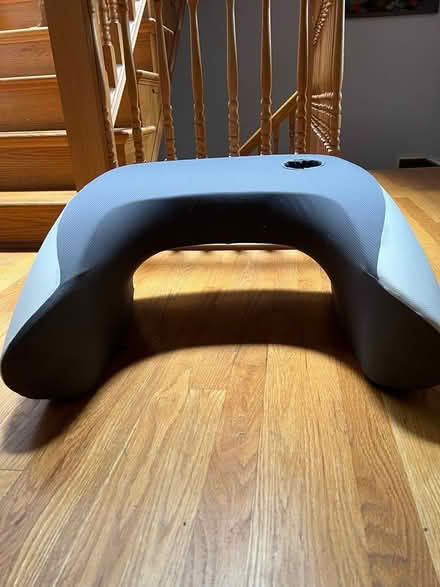 Photo of free Over the lap cushion for gaming (Columbia Heights) #2