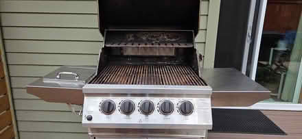Photo of free Ducane Stainless Grill (Off Farmington Road/Beaverton) #4
