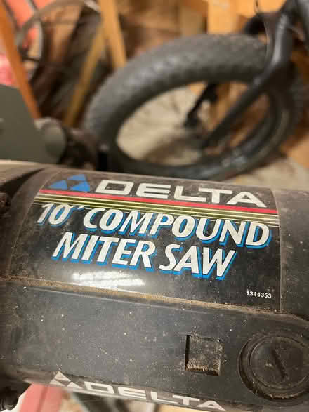 Photo of free Delta 10” compound miter saw (SE AA) #3