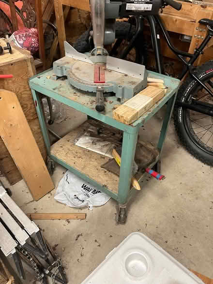 Photo of free Delta 10” compound miter saw (SE AA) #2