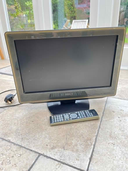 Photo of free Toshiba TV/DVD (Baguley M33) #1