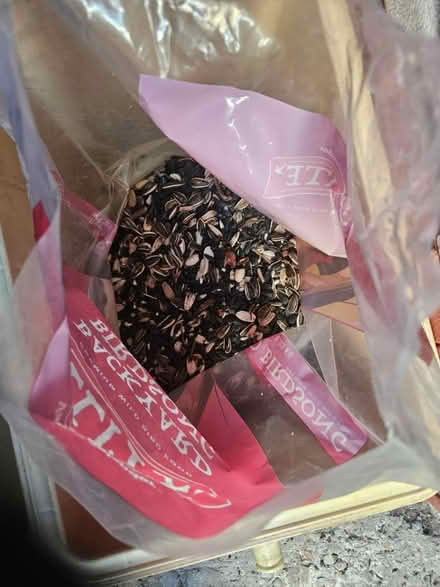 Photo of free Bird seed (SW Evanston, 60202) #2