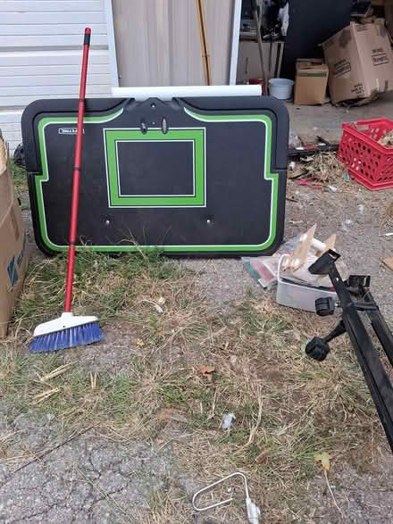Photo of free Lots of free items (South leach avenue) #2