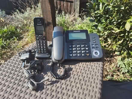 Photo of free Binatone telephone system. (Wigmore HR6) #1