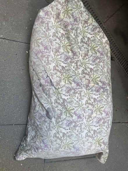 Photo of free Bean bag/seat (Fulham SW6) #3