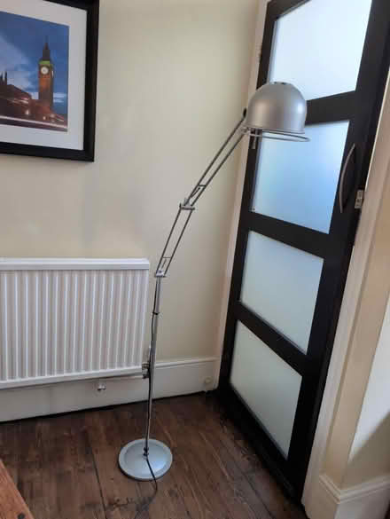 Photo of free Floor Lamp (Richmond TW9) #1