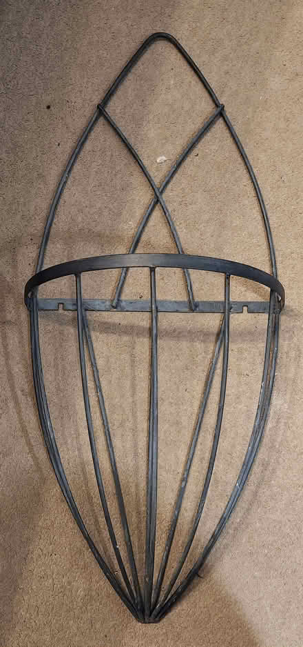 Photo of free Wall mounted plant basket (Great Hollands RG12) #1