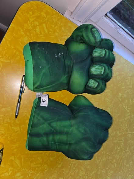 Photo of free Hulk gloves (Maple Leaf / Northgate) #1