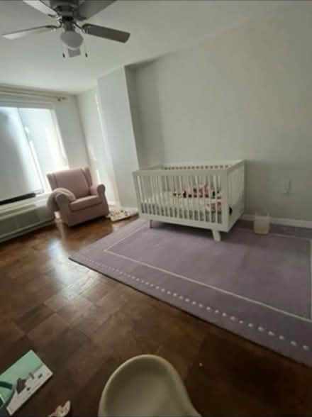 Photo of free 6x9 Lavender Safavieh Wool Rug (Woodley Park) #1