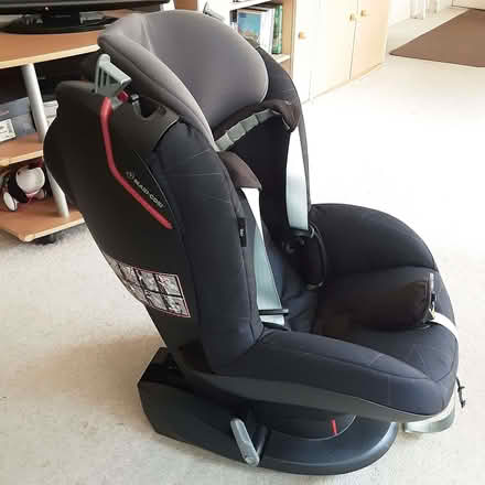 Photo of free Childs Car Seat (Haldens AL7) #2