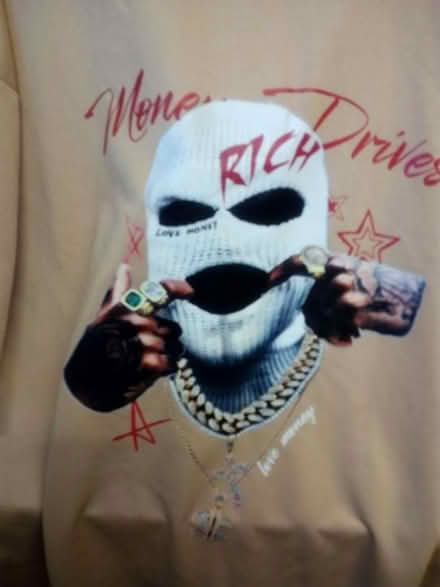 Photo of free 2 tshirts xxl (Bd47jf) #4
