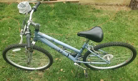 Photo of free Womens Realm Province Lo Mtn Bike (Middletown) #3