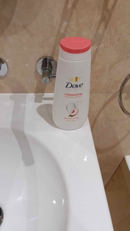 Photo of free dove body wash (Nw41 by Nw41by) #1