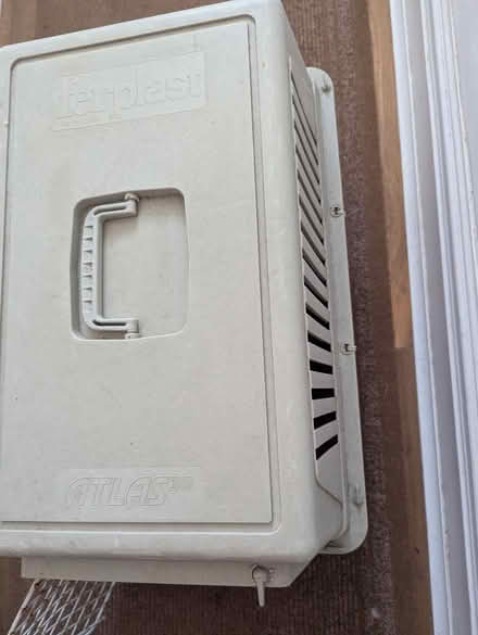 Photo of free pet carriers (PO4) #4
