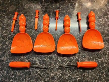 Photo of free Kids pumpkin carving kit (Cheriton CT19) #1