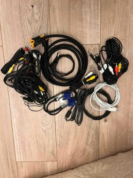Photo of free Cables (Horsham RH13) #1