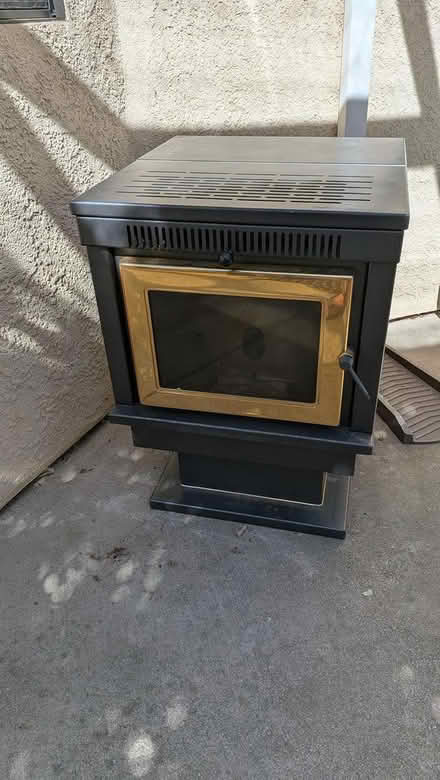 Photo of free Pellet Stove (Angels Camp, Near HWY 4) #1