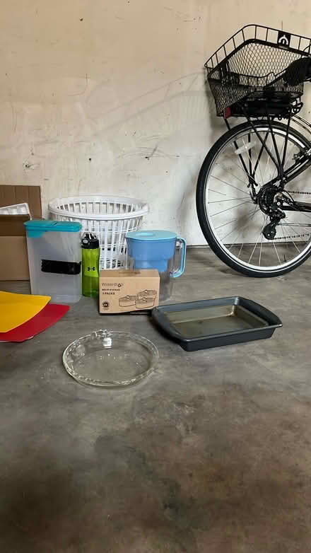 Photo of free misc - kitchen (Fort Collins) #1