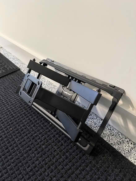 Photo of free TV Wall Mount (Mill Valley) #1
