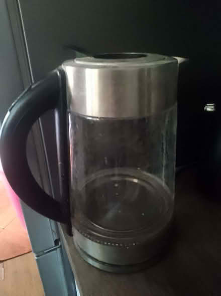 Photo of free Glass kettle (Mousehold NR3) #1