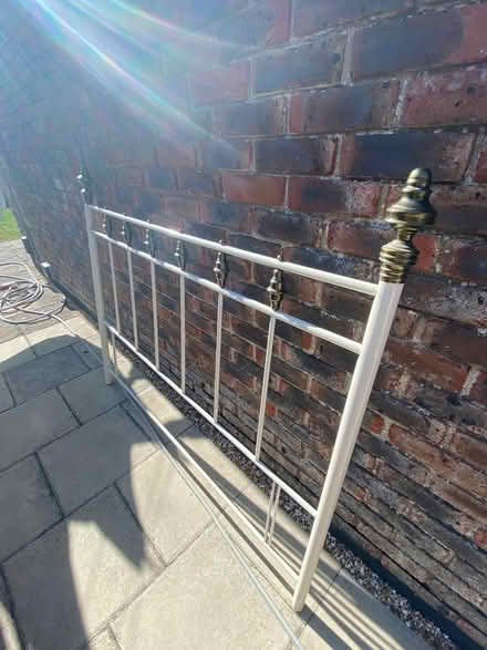 Photo of free 5ft bedstead headboard (Stanpit, Mudeford) #3