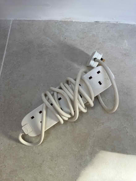 Photo of free 4-way extension cable (Argyle OX4) #2