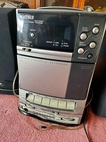 Photo of free Small Matsui tape CD and radio with speakers (Knaresborough HG5) #3