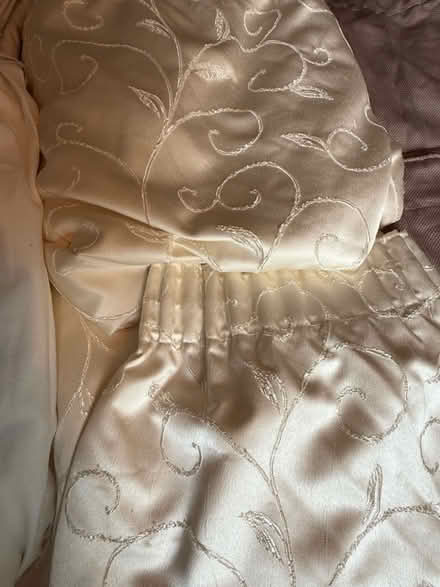 Photo of free 4 pairs of good lined Curtains (Loddon NR14) #4