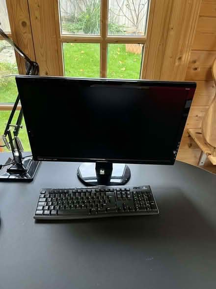 Photo of free Office furniture (Henley-on-Thames RG9) #2
