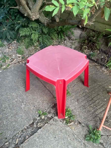 Photo of free Childrens plastic table (Chesham HP5) #1