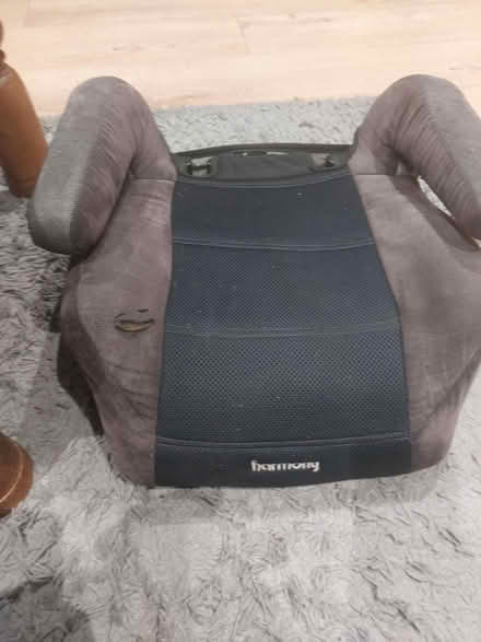 Photo of free Child's booster seat (Purley CR8) #1