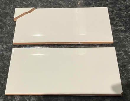 Photo of free Wall Tiles - Ceramic (Franche DY11) #2