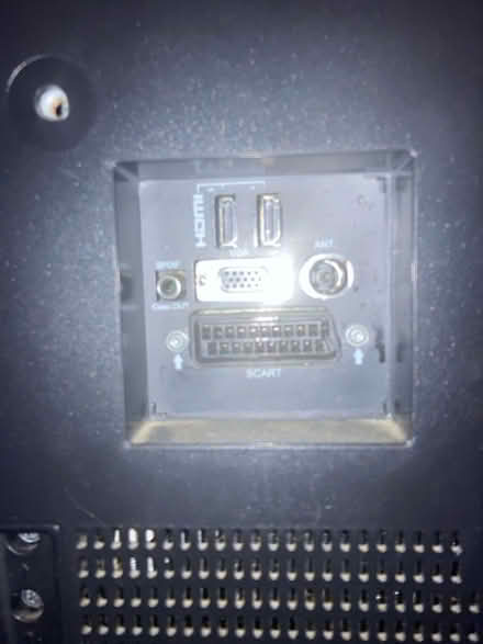 Photo of free 2x 32” Tv’s (Llandrindod Wells LD1) #4