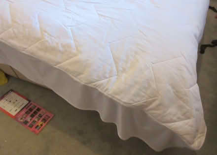 Photo of free Mattress protector 156x206cm very good condition (Kingsway BA2) #1