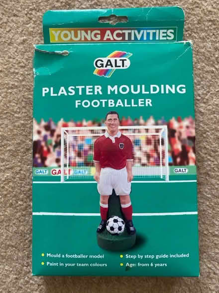 Photo of free Plaster moulding footballer (Olivers Battery) #1