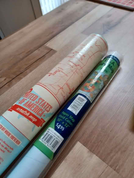 Photo of free 2 USA maps (Oxhey Hall WD19) #1