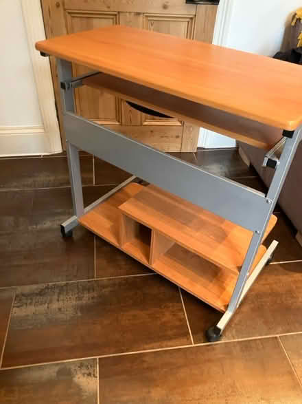 Photo of free Desk (Ealing W5) #4