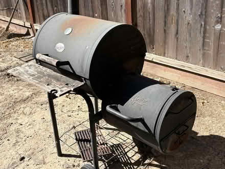 Photo of free charcoal smoker (Ardenwood) #1