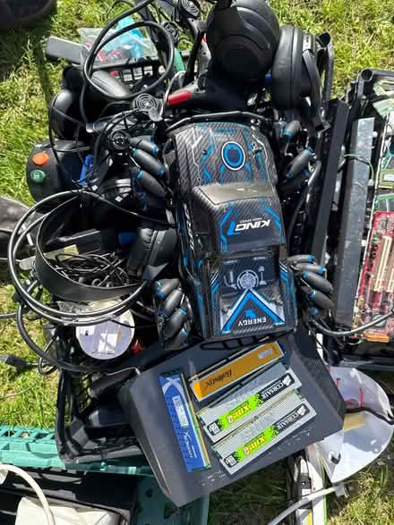 Photo of free Tech (L31) #3