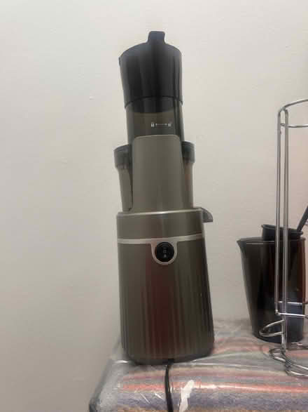 Photo of free ‘Aobosi’ grey Juicer machine (SE1 Kent Road) #1