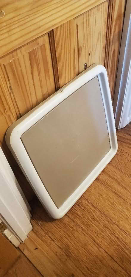 Photo of free Puppy Pad Tray (Little Herberts GL53) #1