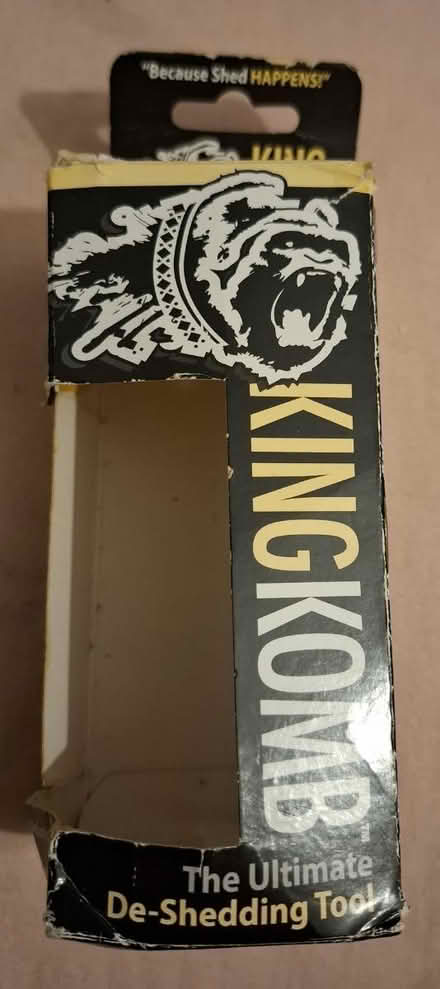 Photo of free dog deshedding tool (Charnock S12) #4
