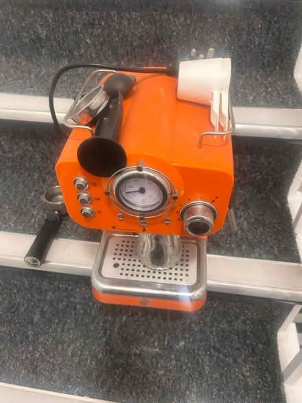 Photo of free Retro swan orange coffee machine (SE1 Kent Road) #1